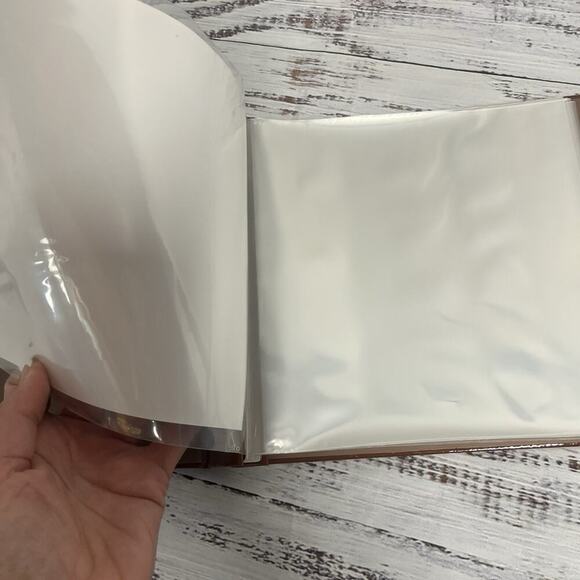 3pc Lot of Walt Disney World & Adventures by Disney Photo Scrap Books 2015 2018 - Picture 5 of 16